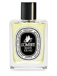 L'Ombre dans l'Eau is a delicious, appealing floral-fresh fragrance through the extreme purity of its ingredients and exceptional naturalness. The very botanical, very green sap of the blackcurrant leaves is fused with bergamot and mandarin to temper the leaf note.Fresh, crisp Damask roses flourish, as heady as the roses that smell so wonderful in gardens and arouse the senses. The floral bouquet takes on delicate persistence and roundness with a bottom note of ambergris and musk. 