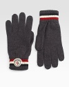 Winter warmth par excellence in softly knitted, ribbed wool fleece. Applied logo detail Wool fleece Hand wash Imported 