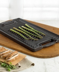 Celebrity chef Emeril Lagasse knows that versatility is the hallmark of any great kitchen. Get the best of both worlds with this combination grill/griddle. One side features raised ridges for juicy burgers and perfect veggies, while the other has a flat griddle surface for eggs, pancakes and more. Lifetime warranty.