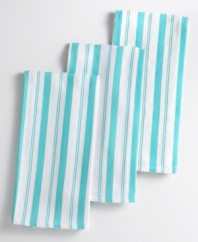 There's more than one way to earn your stripes in the kitchen. With a piqué look on one side and highly absorbent terry on the reverse, these absorbent towels are as indispensable as your kitchen sink. Use them for wiping up spills, lining breadbaskets or even securing a bowl as you whisk!