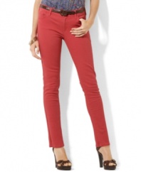 Designed for comfort and a flattering fit, these Lauren by Ralph Lauren classic straight leg pants are distinguished by a sleek silhouette with a chic, elongated straight leg.