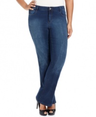 Defined by a streamlined fit, DKNY Jeans' flared plus size jeans are essential additions to your casual wardrobe.