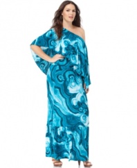 Turn heads on your getaway with MICHAEL Michael Kors' one-shoulder plus size maxi dress, featuring a vivid print.