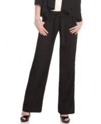 Add these wide-leg trousers from BCX to your stockpile of bottoms – a sophisticated style that's flattering too!