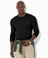 Long-sleeved T-shirt, cut for a comfortable, classic fit.