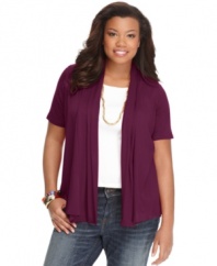 For on-trend style, layer your tanks with ING's short sleeve plus size cardigan.