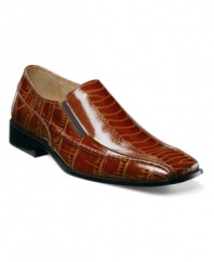 Think outside the office and turn to these exotic-printed men's loafers when you want to spice up your tailored wardrobe with a pair of men's dress shoes that really stands out.