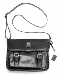 Giani Bernini elevates the messenger bag, in smooth glazed leather with elegant detailing.