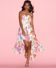 Floral print adds garden party allure to wispy chiffon on this dress from Roberta that raises the bar on fun, elegant style!
