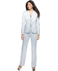 Nine West's suit looks (and feels!) super sleek with its tailored sateen jacket and pants. Pair with peep-toe heels for a totally polished look.