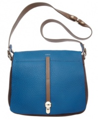 A stunning teal leather graces this gorgeous bag for unique take on Furla's classic Globetrotter. Clean, simple hardware and minimal detailing makes this crossbody ideal for travel, pleasure or the everyday.