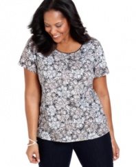 Look stylish for a steal with Karen Scott's short sleeve plus size top, featuring a feminine floral print-- it's an Everyday Value!