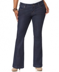 Flaunt a leaner looking figure in Levi's 542 flare leg plus size jeans, featuring a tummy slimming panel.