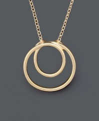 Aesthetically alluring. Giani Bernini's interlocking circle design will have you entranced. Pendant features two, graduated circles and a delicate chain crafted in 24k gold over sterling silver. Approximate length: 18 inches. Approximate drop: 1 inch.