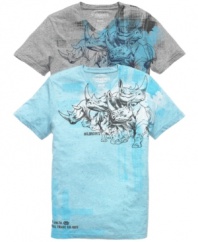 Rough and tough graphic. This T shirt from Ecko Unltd makes its presence known in your casual wardrobe.