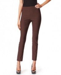 Be chic and comfy with INC's petite cropped skinny pants, featuring pull-on styling!
