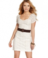 A waist-cinching belt creates a dark contrast to this super femme little white dress from GUESS?.