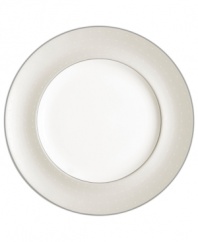 Fresh yet formal, any main course looks fabulous on the fine china Etoile Platinum dinner plates. From innovative designer Monique Lhullier's collection of dinnerware and dishes, it features a pearlescent border with glossy raised dots and a fine stitch-like pattern.
