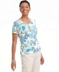 Style is in bloom with Karen Scott's new petite tee-a cheery floral print is sure to brighten your day (and the amazing price will too!).