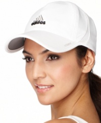 This lightweight cap from adidas helps the active woman get an edge with breathable mesh panels and a moisture-wicking headband. With an embroidered 3D logo patch at the front, for instant adidas style.