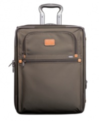 Always ready to go, this extended trip case features a removable garment sleeve and pop-up expandable main compartment that makes space for everything you need for two weeks of travel. Interior and exterior pockets, along with easy-glide wheels, puts this high flyer high on your list. 5-year warranty.