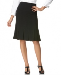 Box pleats add a sassy finish to update AGB's work-friendly petite pencil skirt, a wardrobe essential at a great price.