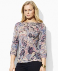 This plus size top from Lauren by Ralph Lauren is woven in an ultra-soft silk, and finished in a sweeping paisley pattern for feminine, heritage appeal.