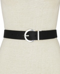 Get two simply perfect looks in one with this smooth leather, reversible belt.