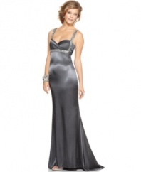 Look like Prom royalty with this beaded Morgan long gown - an open back adds eye-catching appeal!