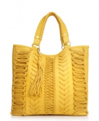Playful yet poised, the High Tide Hampton Tote by Steve Madden will keep you chic the whole season through. Woven rope detail and a fun tassel charm add a free-spirited allure to this classic tote style.