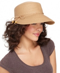 Stylish and sun-safe while on-the-go, this chic framer hat from August is crafted from packable paper and designed with a wide, curved brim.