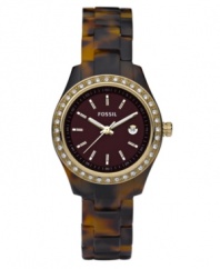 When classy is the name of the game, this richly detailed watch by Fossil is a fine choice.