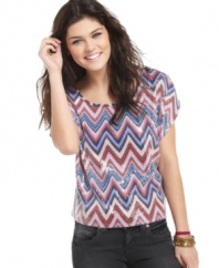 Shine like a sequined star in this zigzag print top from Fire – a super sleek companion to your favorite jeans!