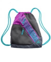 This sackpack by Adidas proves you don't have to sacrifice style for function. An easy drawstring closure and durable bottom are complimented by a sleek signature design at front.