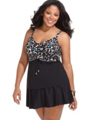 Get wild in Coco Reef's plus size tankini top! The animal print and drawstring ties enhance a fabulous bra-sized fit.