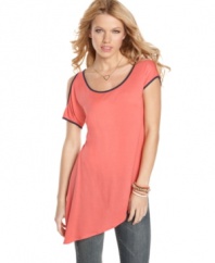 Add fashionista style to your casual wear with this asymmetrical tee from Jessica Simpson that sports an extra-cool shoulder cutout!