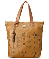Whether you're rushing to the office or perusing a flea market in your 'hood, this go-anywhere carryall from Fossil is the perfect companion. Sumptuous leather is adorned with a vintage-inspired design and brass-tone accents, while the spacious interior has plenty of pockets to stash all the essentials and more.