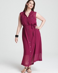 Keep your cool in this DKNYC Plus dress boasting floor-sweeping fuchsia set off with liquid silver accents. Style with strappy sandals for bohemian elegance.