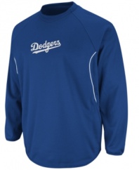 Make the double-play! You can cheer on your team and still stay comfy in this Los Angeles Dodgers MLB fleece with Therma Base technology from Majestic.