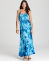This C&C California maxi dress effortlessly goes from day to night with a splashy tie-dye print and floor-sweeping silhouette.
