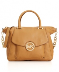 The quintessential Michael Kors satchel. A refined silhouette combines with statement making chain embellishments for a versatile look that will transcend all seasons.