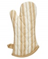 Always in style, this timeless stripe print adds character and personality to this baker's must-have. Made from 100% cotton twill, this oven mitt steps up to every task with fashion-forward confidence.