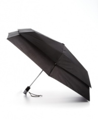 Stay dry, stay stylish. The strong, durable design of this London Fog automatic umbrella won't let the rain in, with it's fiberglass structure and dual-layer canopy. Complete with a flashlight, for those dark and stormy nights.