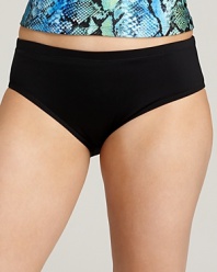 Classic as can be, this timeless hipster bikini bottom from Becca Etc. lends a flattering fit.