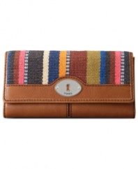 An eye-catching design decorated with vintage-inspired details and a season-perfect print. This boho beautiful wallet from Fossil features an earthy color palette, silver-tone hardware and lots of interior organization.