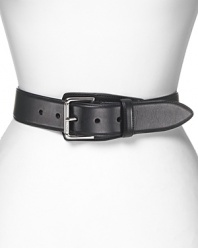 Give your waistline a classic finish with this Vachetta leather belt from Lauren by Ralph Lauren, trimmed in a silvery buckle.