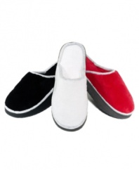 Rock out in luxurious comfort with the vibrant and cushioned microterry clog slipper by Isotoner. The specially designed rocker sole makes every step a treat.