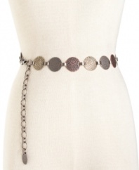 Eastern style that's city chic. You'll love this Moroccan chain belt by Nine West.