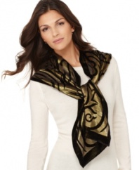 A luxe layering piece with a touch of textured velvet from Style&co. A metallic shine is added for eye-popping appeal.