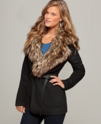 Jou Jou's faux fur wrap adds a hint of glam to your outerwear. Ultra-chic, this jacket easily transitions from daytime to date night!
